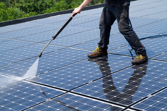 Solar Panel Cleaning & Maintenance